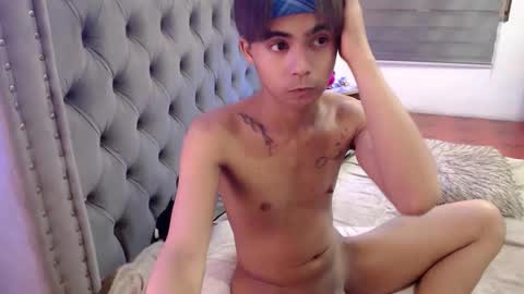 Xyrien online show from 12-17-25, 07:31