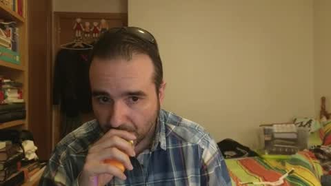 curiosillo1983 online show from 05-18-26, 02:12