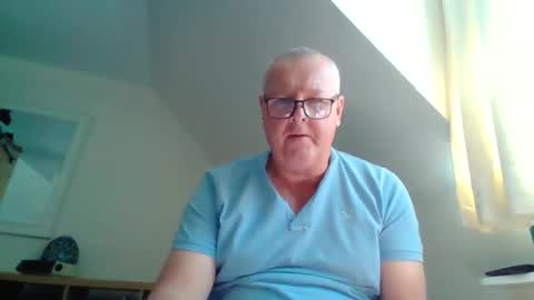 curiousax77 online show from 04-30-26, 12:11