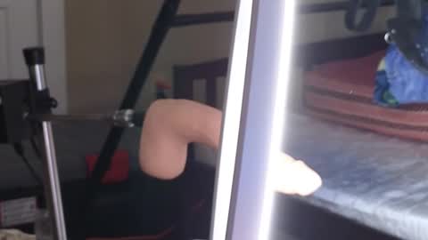 Snapshot of curiousbisex22 chatting on 02-25-25, 11:33 Curiousbisex22 online show from 02-25-25, 11:33