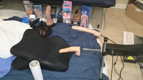 Snapshot of curiousbisex22 chatting on 04-16-26, 12:22 Curiousbisex22 online show from 04-16-26, 12:22