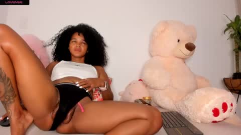 Curly  -  OF- CURLY SWEETT online show from 05-16-26, 12:07