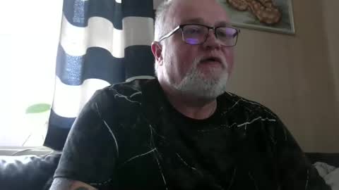 Snapshot of curtus14 chatting on 02-15-26, 07:51 curtus14 online show from 02-15-26, 07:51