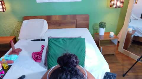 Danna online show from 01-13-26, 06:46