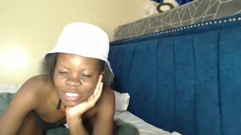 curvyjoan online show from 02-19-26, 09:38