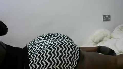 Snapshot of curvylizy chatting on 06-23-26, 03:54 liz online show from 06-23-26, 03:54