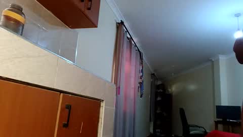 Snapshot of curvyzozo chatting on 05-05-26, 02:36 Zozo online show from 05-05-26, 02:36