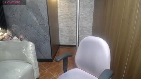 cute_angel_1 online show from 07-14-26, 03:00