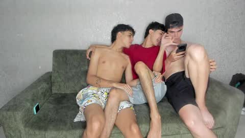 ARTURO-18  MATIAS-18  NIKOLAY-19  HADES-18  GABO-19 online show from 05-19-26, 07:20