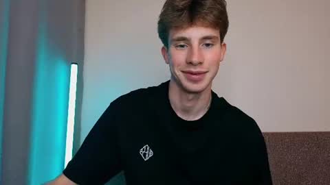 Snapshot of cute_brian chatting on 07-22-26, 05:05 Im Brian online show from 07-22-26, 05:05