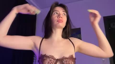cute_bubbles online show from 04-23-26, 06:10