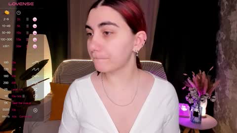 Snapshot of cute_chus chatting on 02-11-26, 02:16 Hanna online show from 02-11-26, 02:16