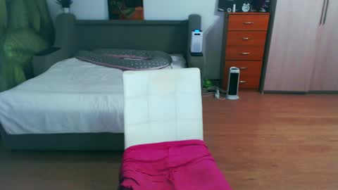 cute_jes online show from 05-03-26, 05:41