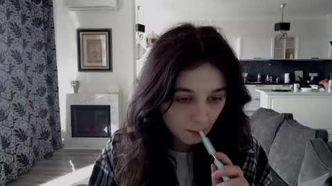 Lilia online show from 05-01-26, 07:02