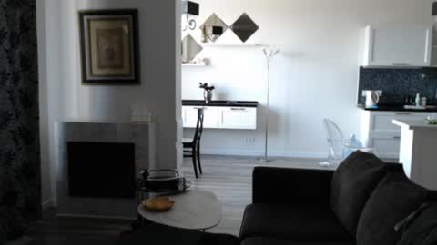 Snapshot of cute_lilia chatting on 05-15-26, 12:01 Lilia online show from 05-15-26, 12:01