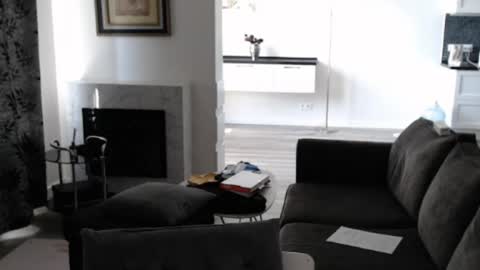 Snapshot of cute_lilia chatting on 05-21-26, 08:32 Lilia online show from 05-21-26, 08:32