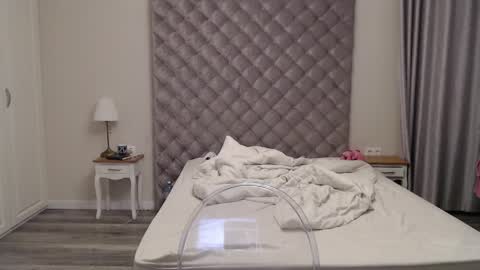 Snapshot of cute_lilia chatting on 05-26-26, 07:43 Lilia online show from 05-26-26, 07:43