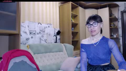 cute_lion_ online show from 11-23-25, 12:27