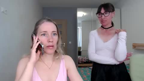 cute_lion_ online show from 05-03-26, 01:39