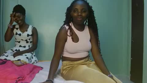 cute_lorna online show from 04-14-26, 11:33