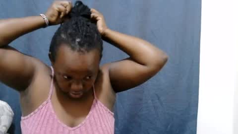Snapshot of cute_lyn6 chatting on 07-07-26, 10:58 cute_lyn6 online show from 07-07-26, 10:58