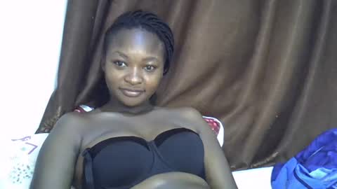 Snapshot of cute_melissa1 chatting on 06-25-26, 03:39 cute_melissa1 online show from 06-25-26, 03:39