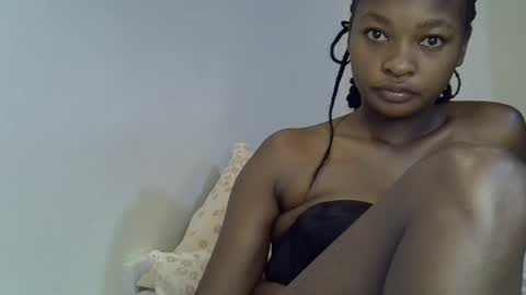 Snapshot of cute_melissa1 chatting on 07-02-26, 11:11 cute_melissa1 online show from 07-02-26, 11:11