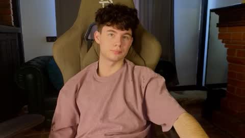 Mike online show from 03-11-26, 03:23