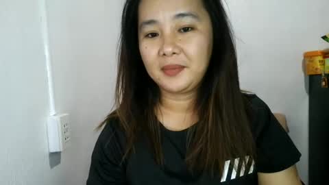 Snapshot of cute_momma69 chatting on 06-21-26, 09:12 cute_momma69 online show from 06-21-26, 09:12