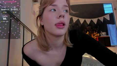 Amy online show from 03-07-26, 12:24