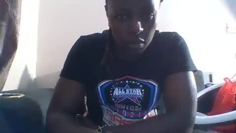 Cuteberry87 online show from 11-09-25, 04:16