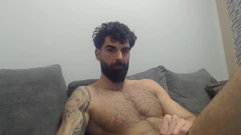 cuteeboy online show from 02-11-26, 07:24