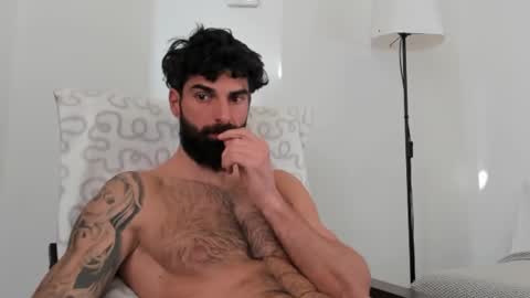 cuteeboy online show from 02-25-26, 06:56