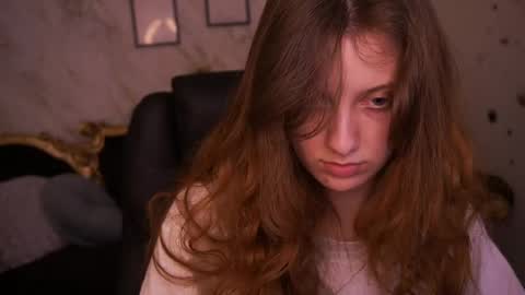 Foxy online show from 04-20-26, 01:36