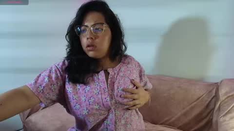 tell me jess   online show from 02-25-25, 09:09