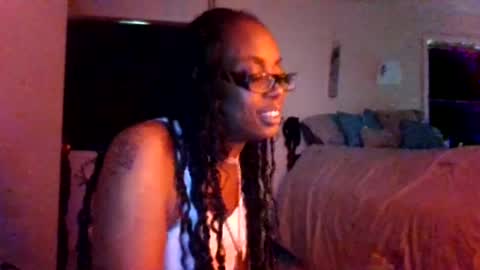 Snapshot of cuteshotkiki chatting on 08-01-26, 01:54 mary mack online show from 08-01-26, 01:54