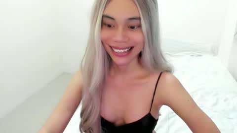 Vera online show from 03-23-26, 04:22