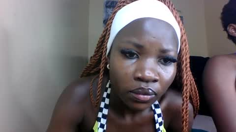 cutey_mara online show from 06-15-26, 03:42