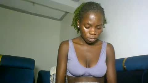 Snapshot of cutie_plush chatting on 07-17-26, 08:03 cutieplush online show from 07-17-26, 08:03