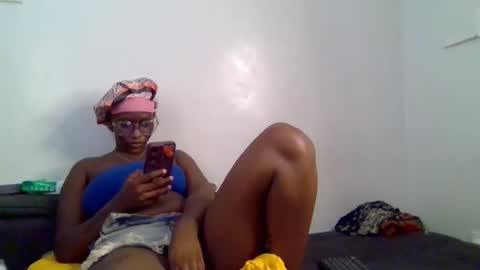 Snapshot of cutie_pumpkin_ chatting on 03-14-26, 08:58 CUTIE online show from 03-14-26, 08:58