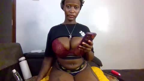 Snapshot of cutie_pumpkin_ chatting on 03-22-26, 11:08 CUTIE online show from 03-22-26, 11:08