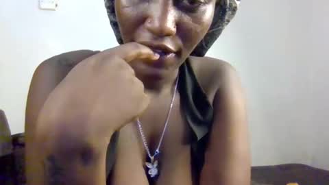 Snapshot of cutie_pumpkin_ chatting on 03-27-26, 11:48 CUTIE online show from 03-27-26, 11:48
