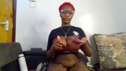Snapshot of cutie_pumpkin_ chatting on 04-02-26, 01:53 CUTIE online show from 04-02-26, 01:53