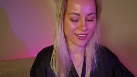 cutie_xoxo_ online show from 05-31-26, 06:09