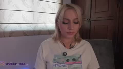 Snapshot of cyberzoe chatting on 07-15-26, 08:47 cyber zoe online show from 07-15-26, 08:47