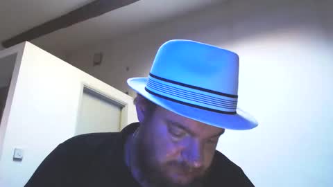 Snapshot of cyrilhot88 chatting on 05-06-26, 05:14 Cyrilhot88 online show from 05-06-26, 05:14
