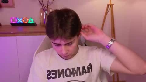 Diss online show from 03-06-26, 03:41