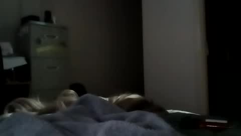 Snapshot of daddy69sx77 chatting on 03-20-26, 01:49 Kasey Xdresser online show from 03-20-26, 01:49