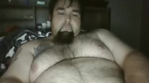 Snapshot of daddyburse17 chatting on 04-10-26, 02:11 ThickNBearded online show from 04-10-26, 02:11