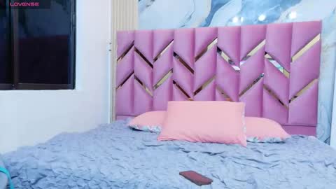 Snapshot of daddyissuesss_ chatting on 11-06-25, 07:26 JAZMIN online show from 11-06-25, 07:26